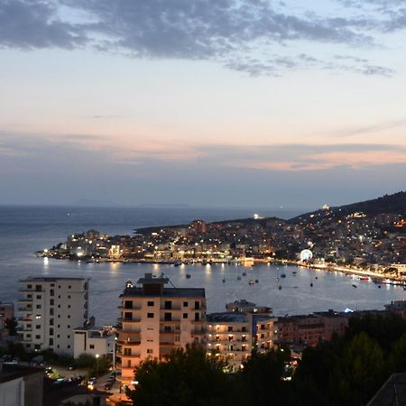Mane Apartments Sarandë エクステリア 写真